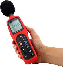 UNI-T 30-130 db Digital Sound Level Meter with Data Storage UT352